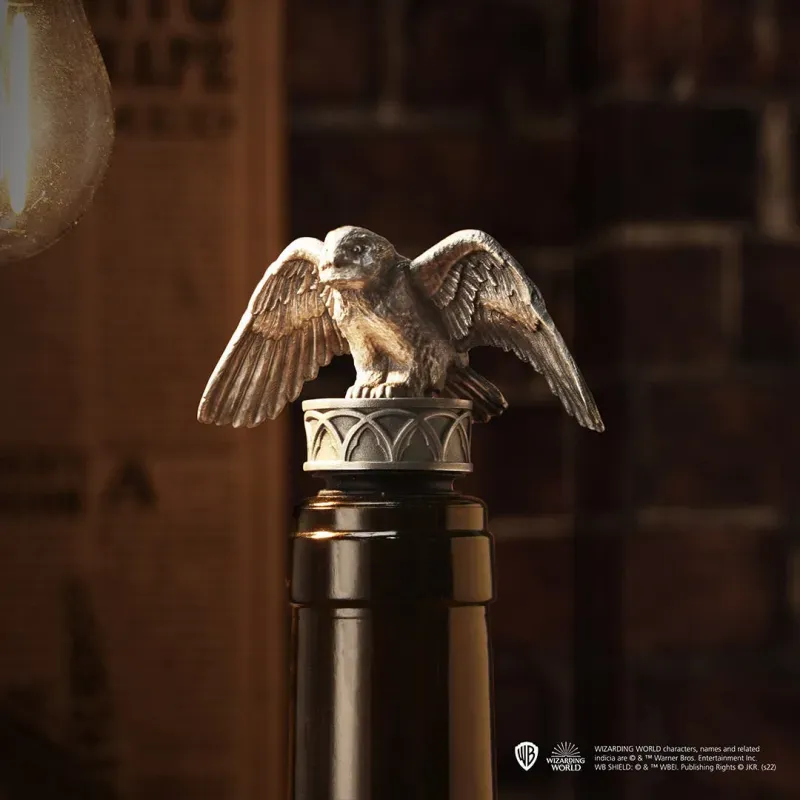 Hedwig Wine Stopper